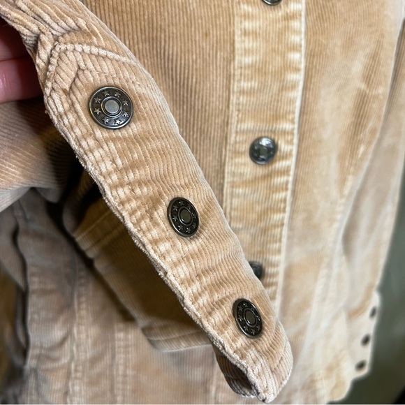 Ami Womens Tan Corduroy Button-Front Trucker Jacket - Picture 4 of 7